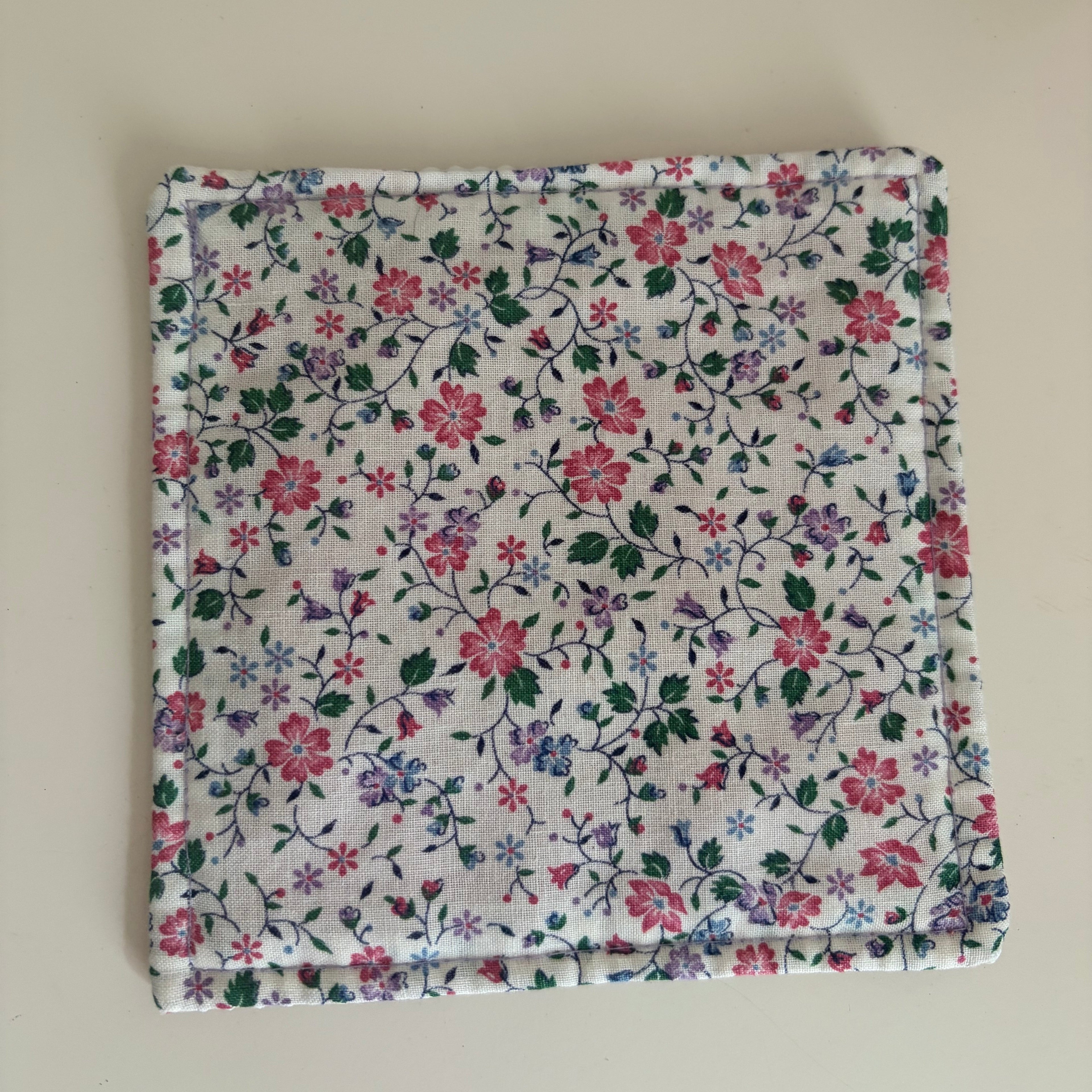 jar gripper fabric with floral pattern